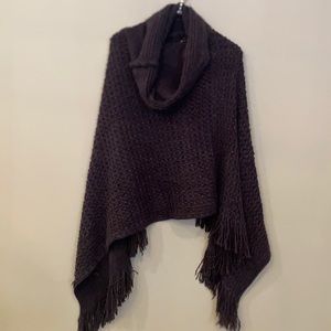NWT Max Sport Poncho